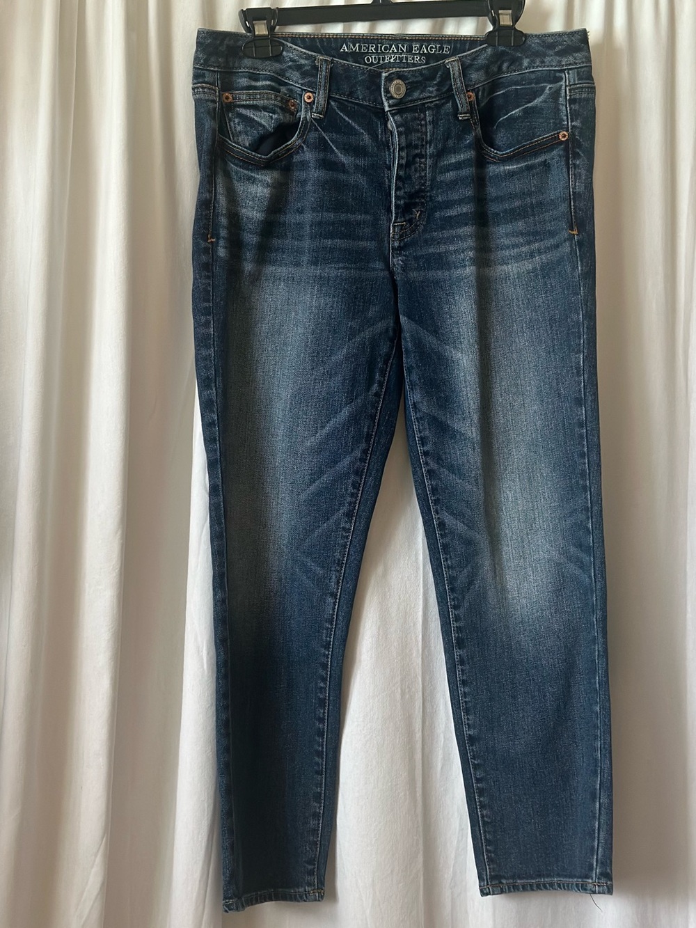 American Eagle Women’s Boy Crop Jeans size 8